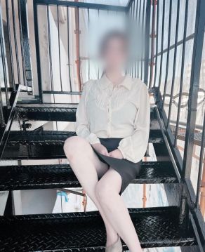 素人人妻秘密の出会い-りょう⭐︎美人な爆乳