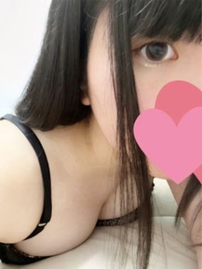 かりゆしOLの秘密-にこ【処女1000%沖縄っ子】