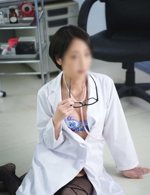 イエスグループ水戸　WHITE|しゅり