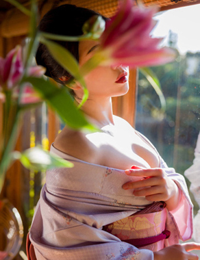 シャトーペトラ-紫あやめ