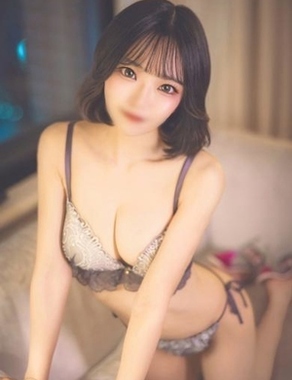 ウルトラプラチナム|神楽みあ