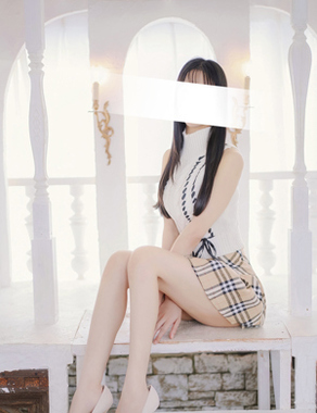 ルピナスパルフェ-菜々(なな)