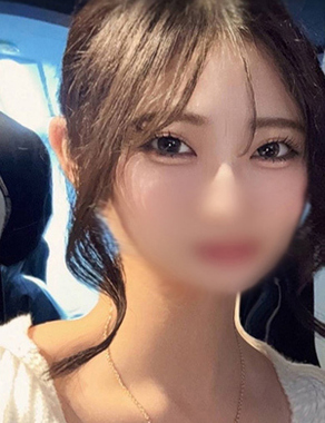 ウルトラセレクション|小春もも