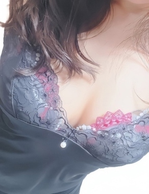 白い巨乳|おんぷ