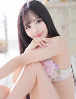 ウルトラホワイト|槙野まゆ