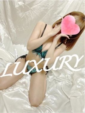 Luxury-篠本コア