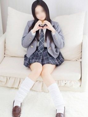 リップ|なずな女子大生