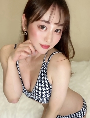 女性×おなべ×ニューハーフ大結集『トリプルミックス』|青山 恭香