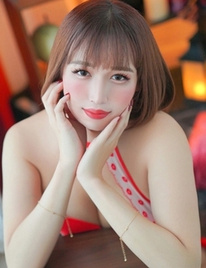 女性×おなべ×ニューハーフ大結集『トリプルミックス』|白鳥まい